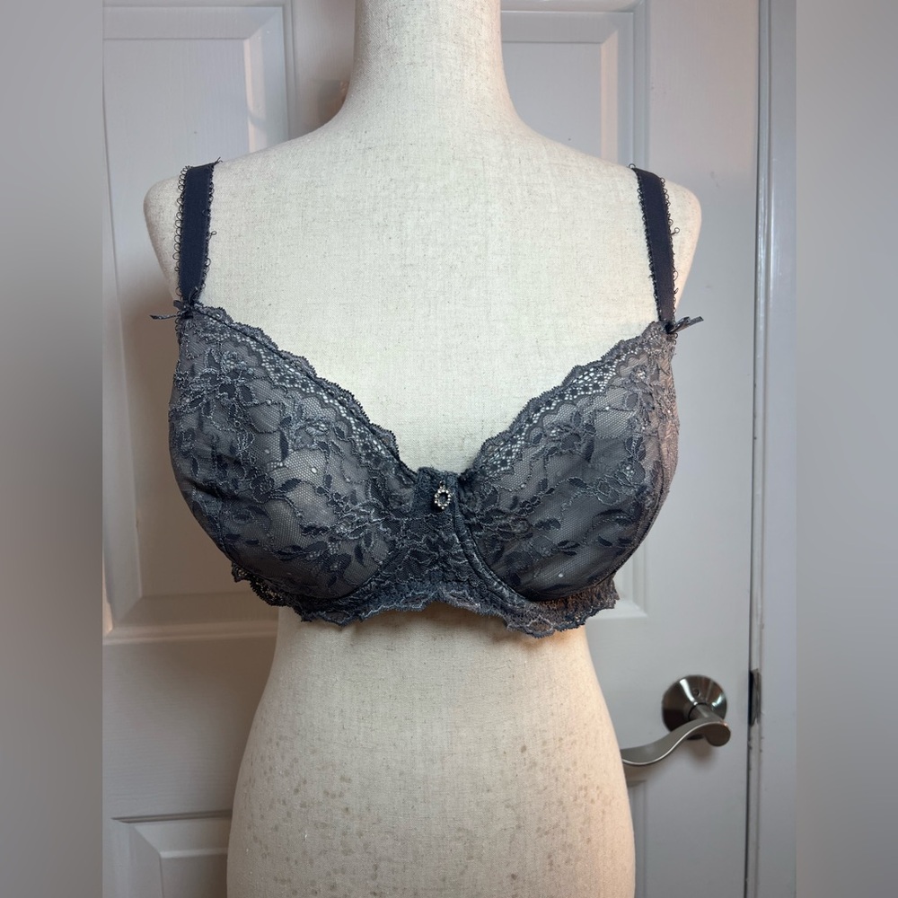 Frederick's of Hollywood Lace Underwire Bra - Black‎